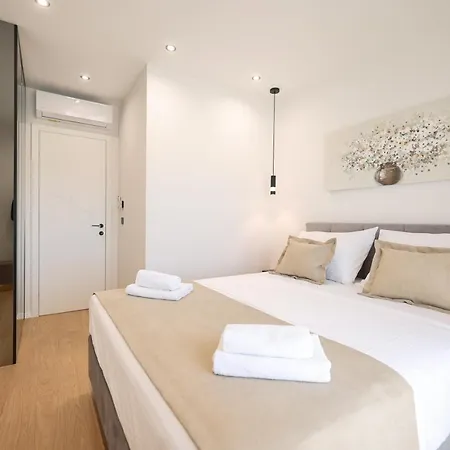 Leonardo Luxury 2 Penthouse With Jacuzzi Zadar