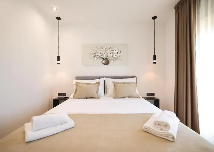 Leonardo Luxury 2 Penthouse With Jacuzzi * ザダル