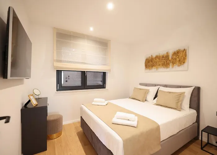 Leonardo Luxury 2 Penthouse With Jacuzzi アパート *