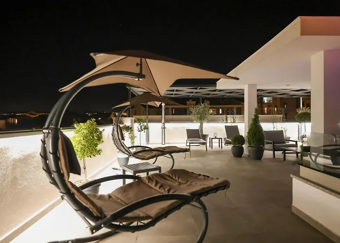 Leonardo Luxury 2 Penthouse With Jacuzzi *