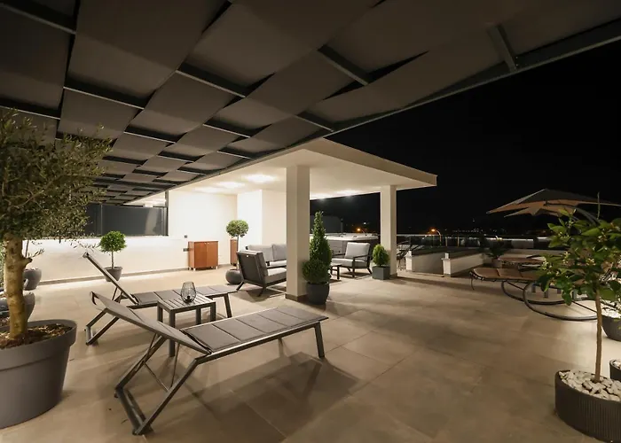 Leonardo Luxury 2 Penthouse With Jacuzzi