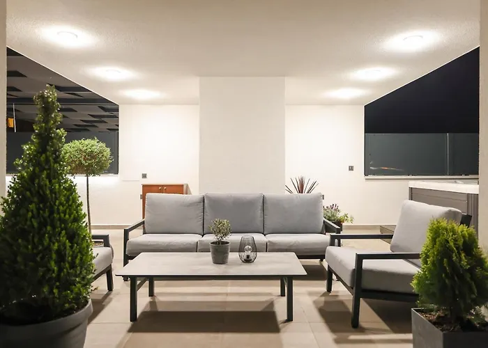 Leonardo Luxury 2 Penthouse With Jacuzzi アパート ザダル