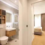 Leonardo Luxury 2 Penthouse With Jacuzzi زادار
