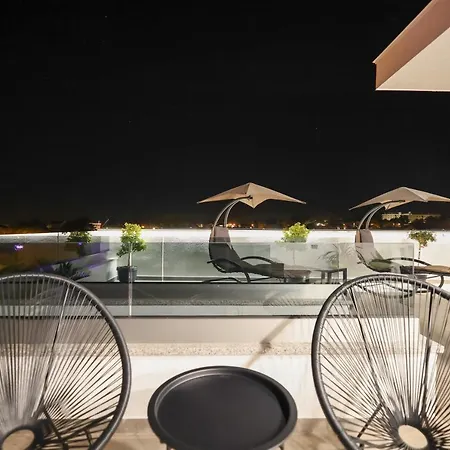 Leonardo Luxury 2 Penthouse With Jacuzzi Daire