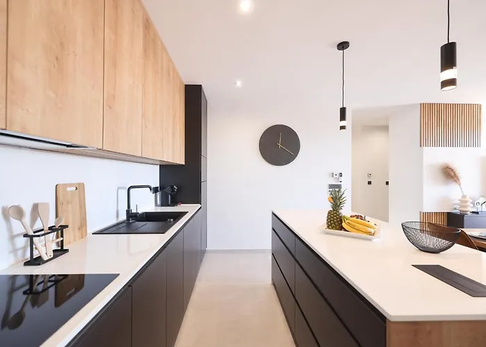 Leonardo Luxury 2 Penthouse With Jacuzzi