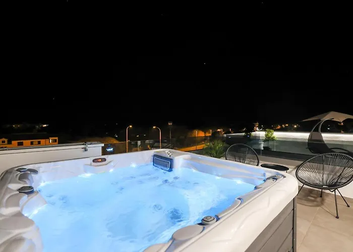Leonardo Luxury 2 Penthouse With Jacuzzi Appartement *